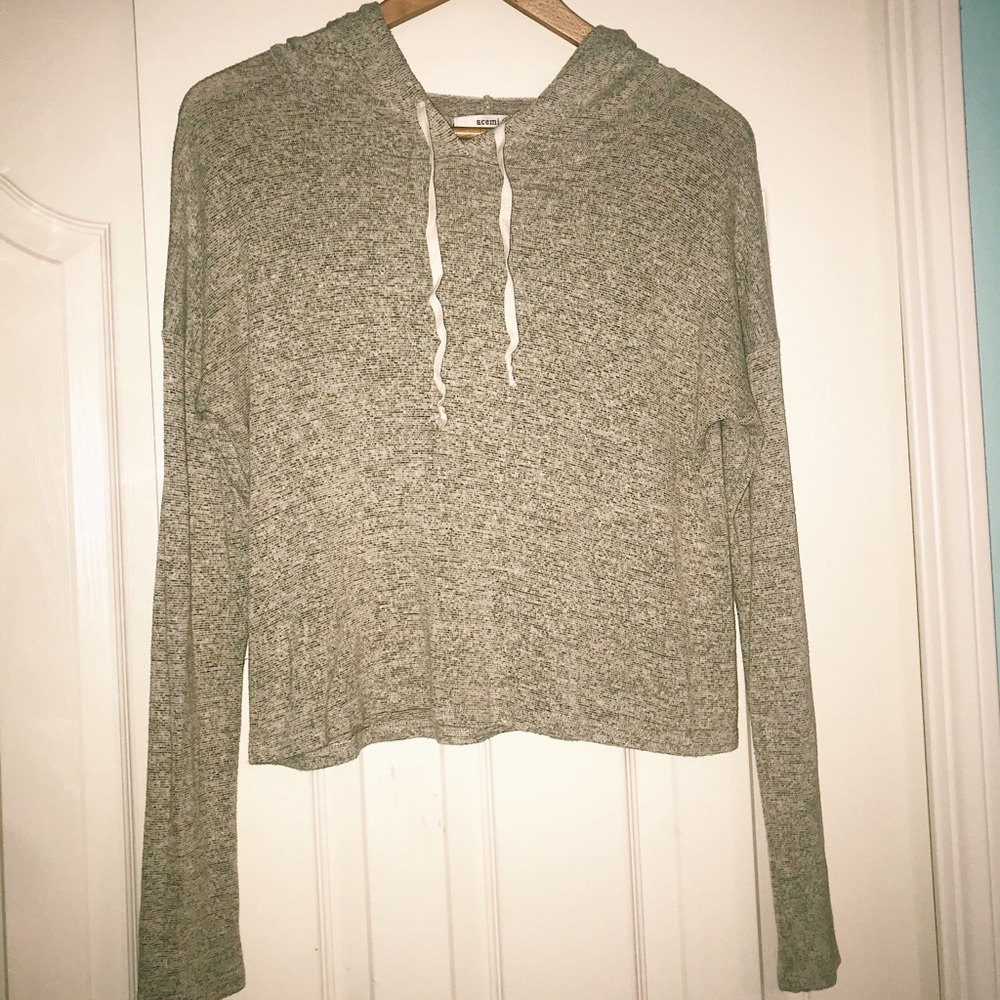 Light weight, hooded long sleeve